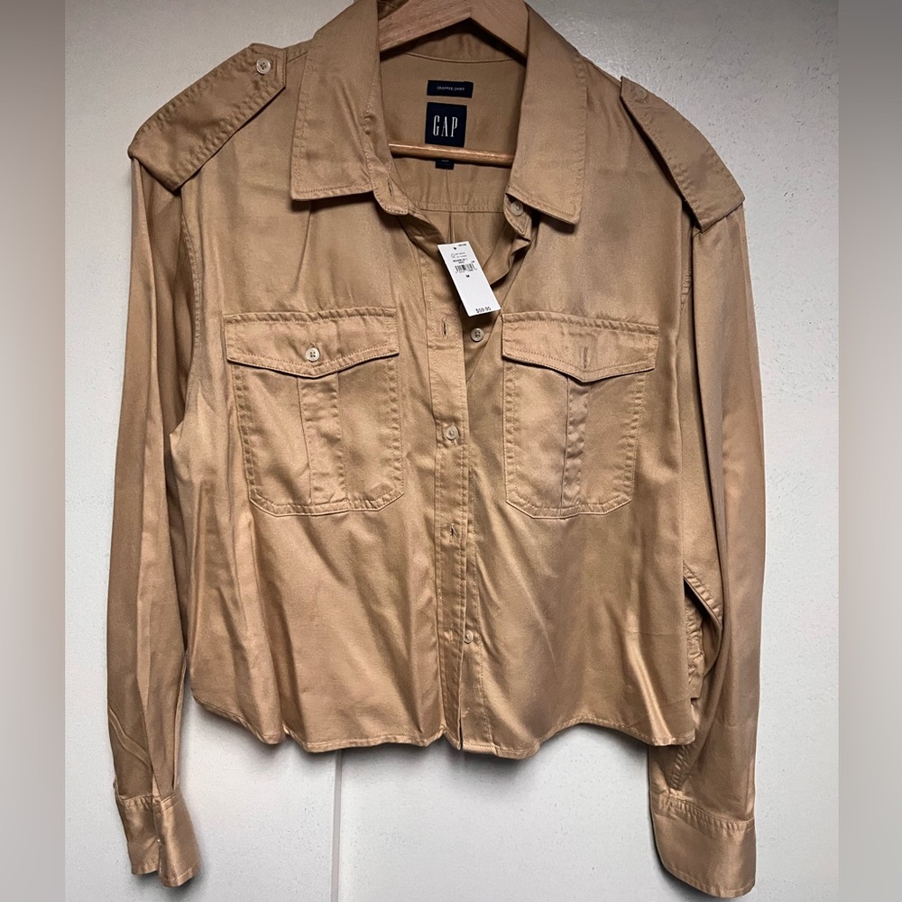 Gap utility cropped button shirt size M